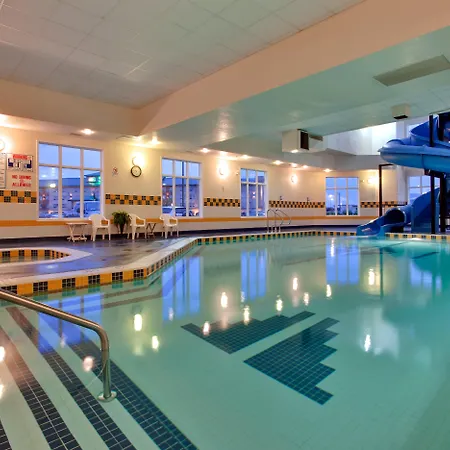 Holiday Inn Express Airport Calgary By Ihg-2
